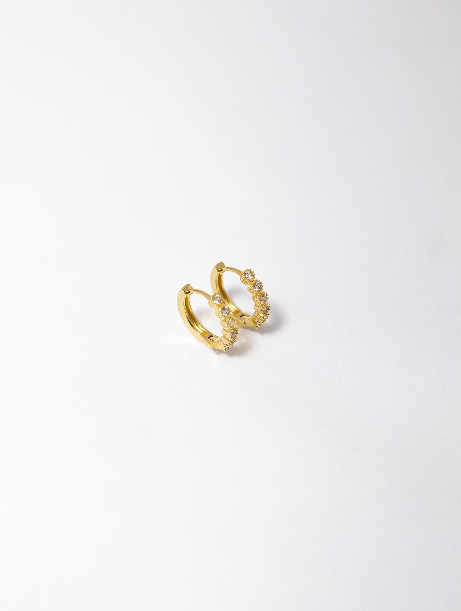 Brinco Argola Cravejada Dourado