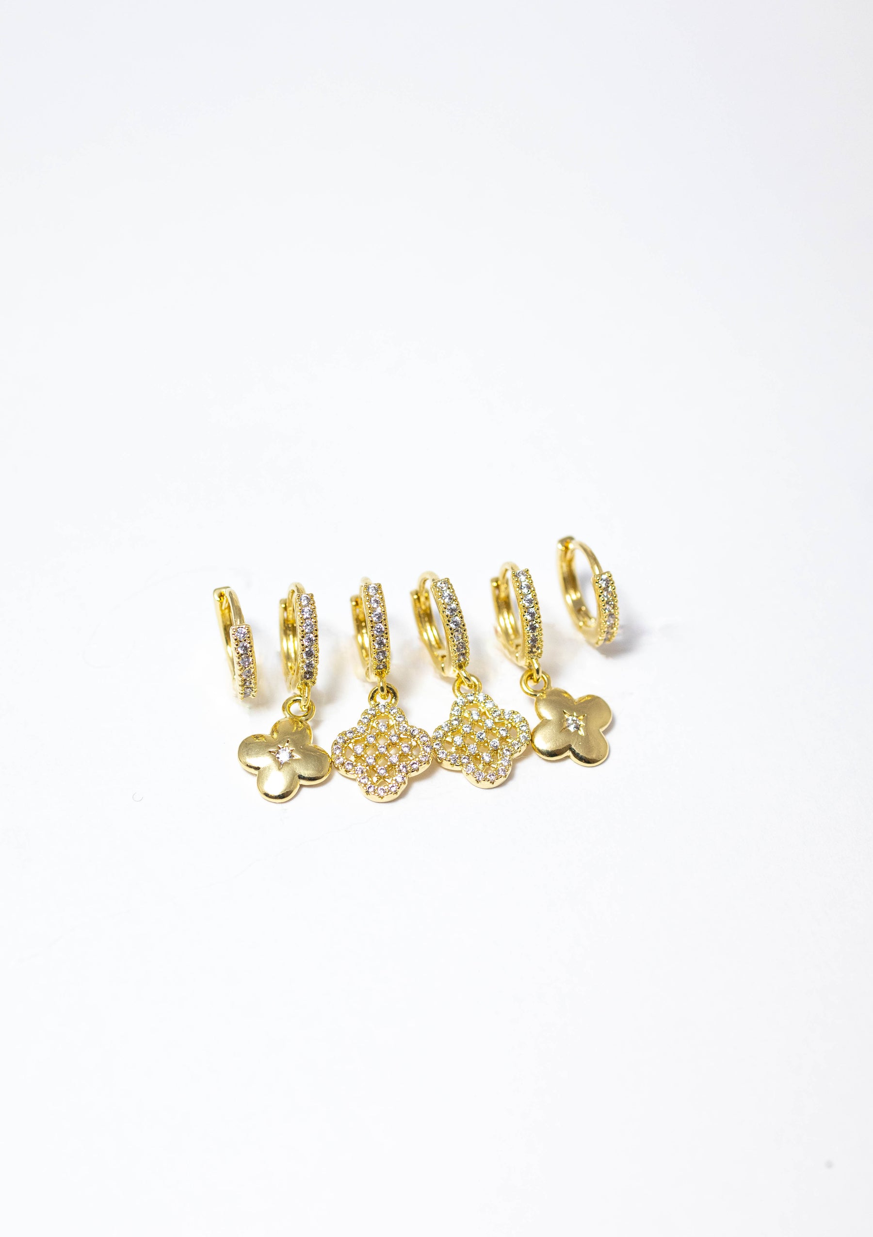 Brinco Trio Argolas Trevos Dourado