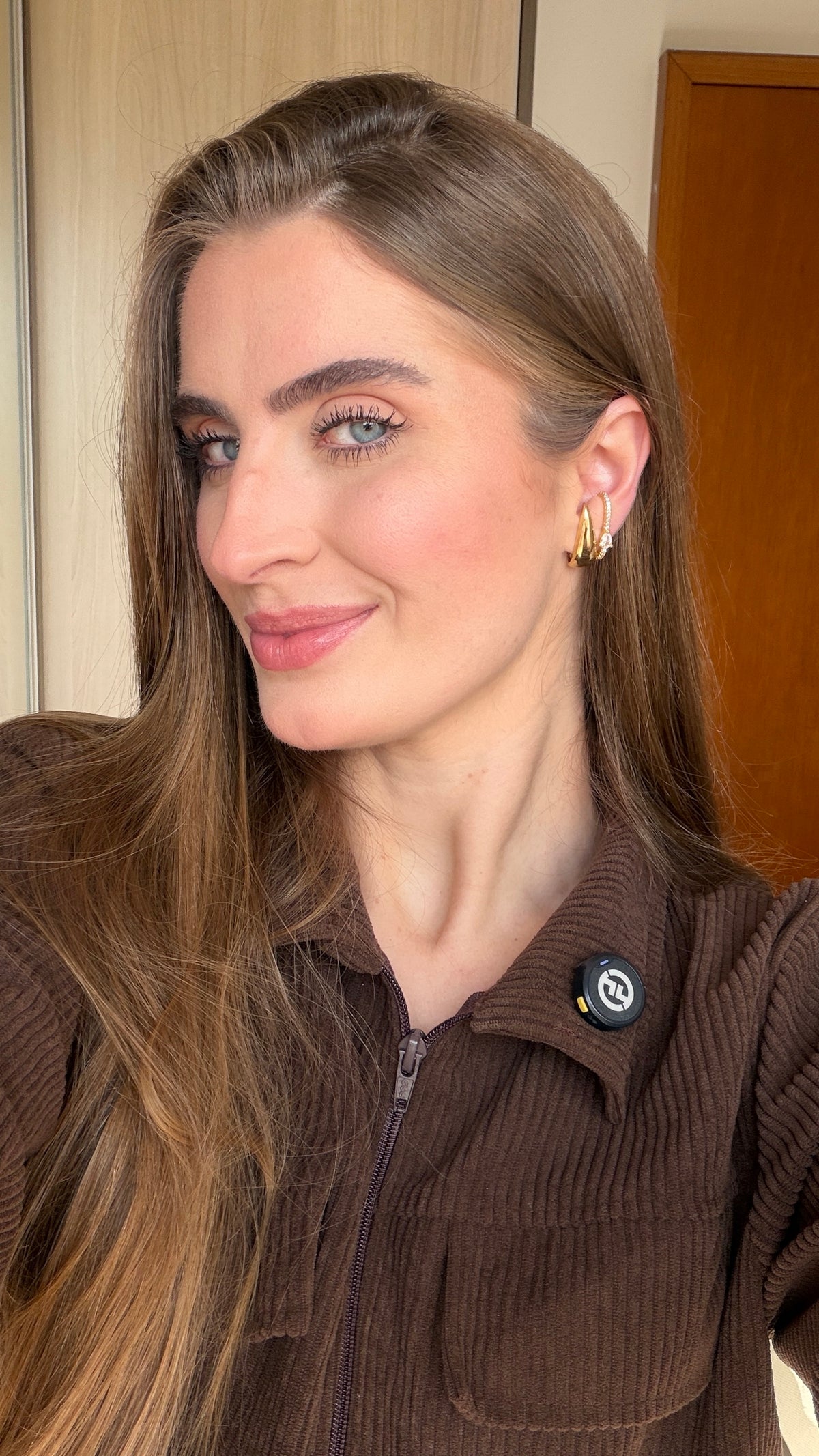 Brinco Earhook Over