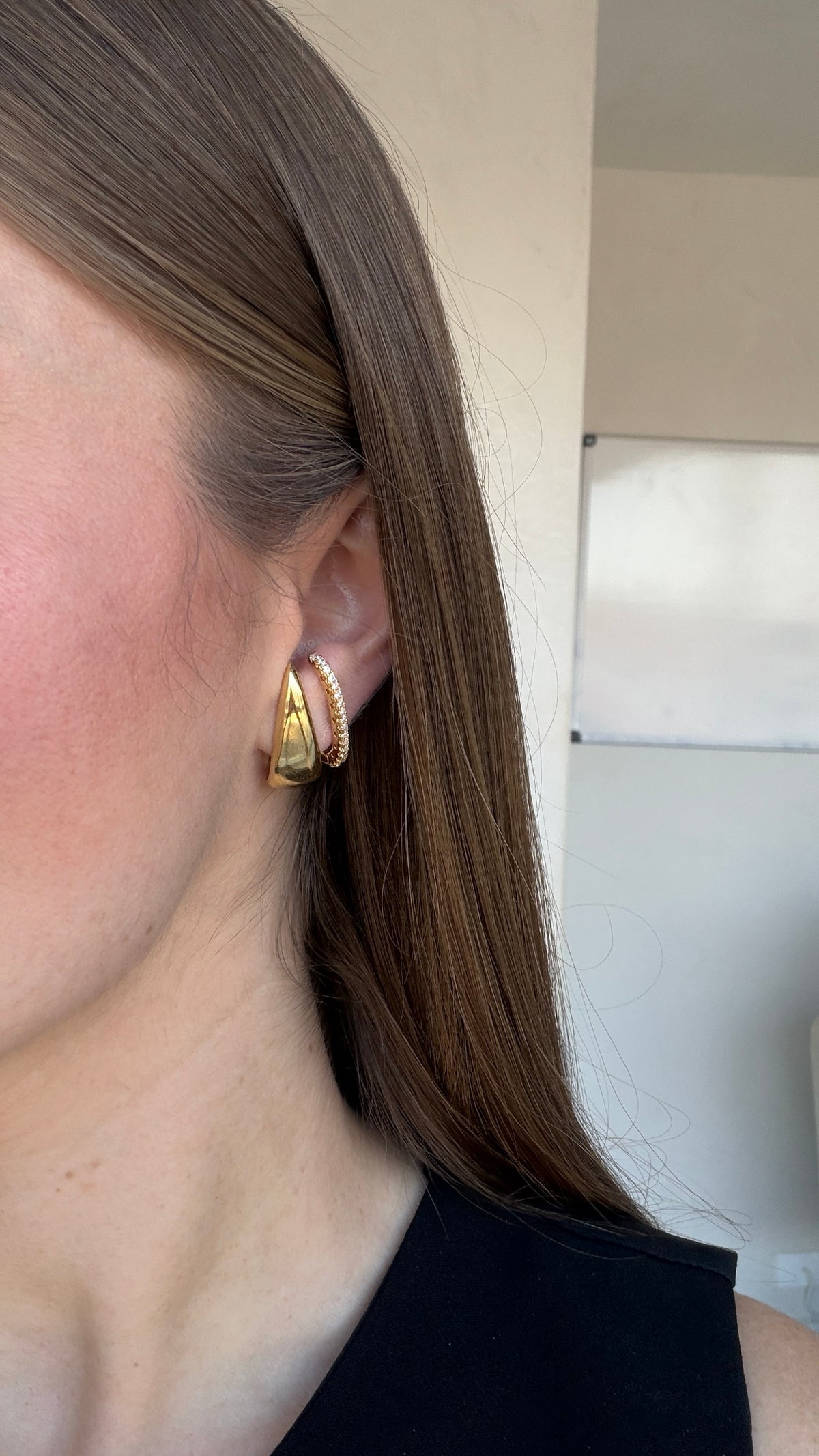 Brinco Earhook Over