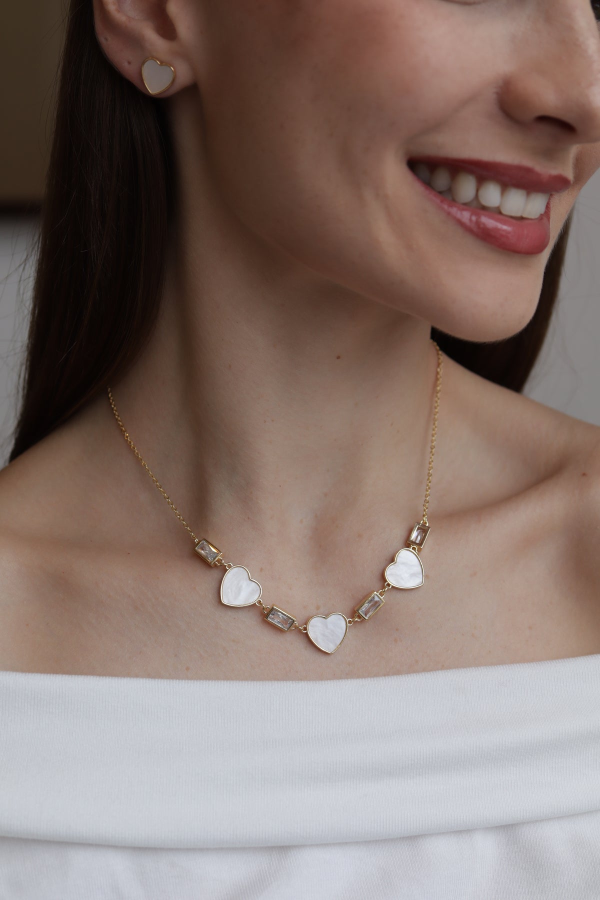 Conjunto Madre Perola Corações Dourado
