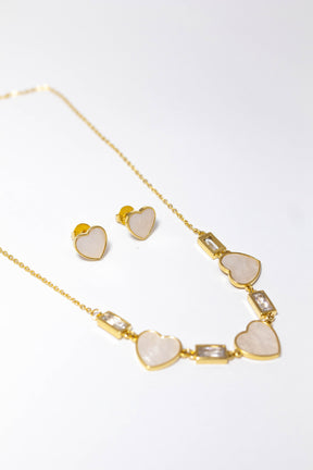 Conjunto Madre Perola Corações Dourado