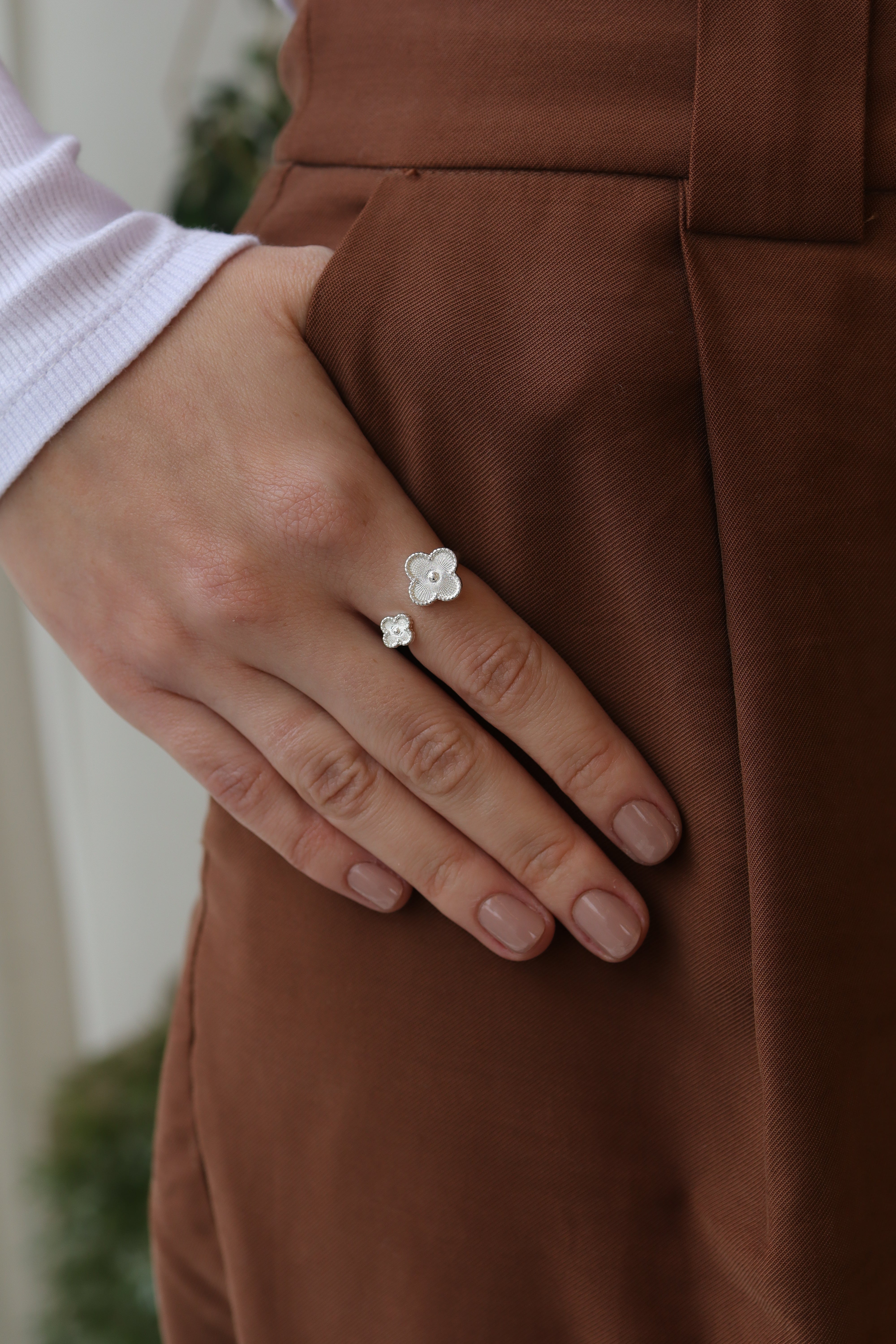 Anel Dois Trevos Regulável Prata