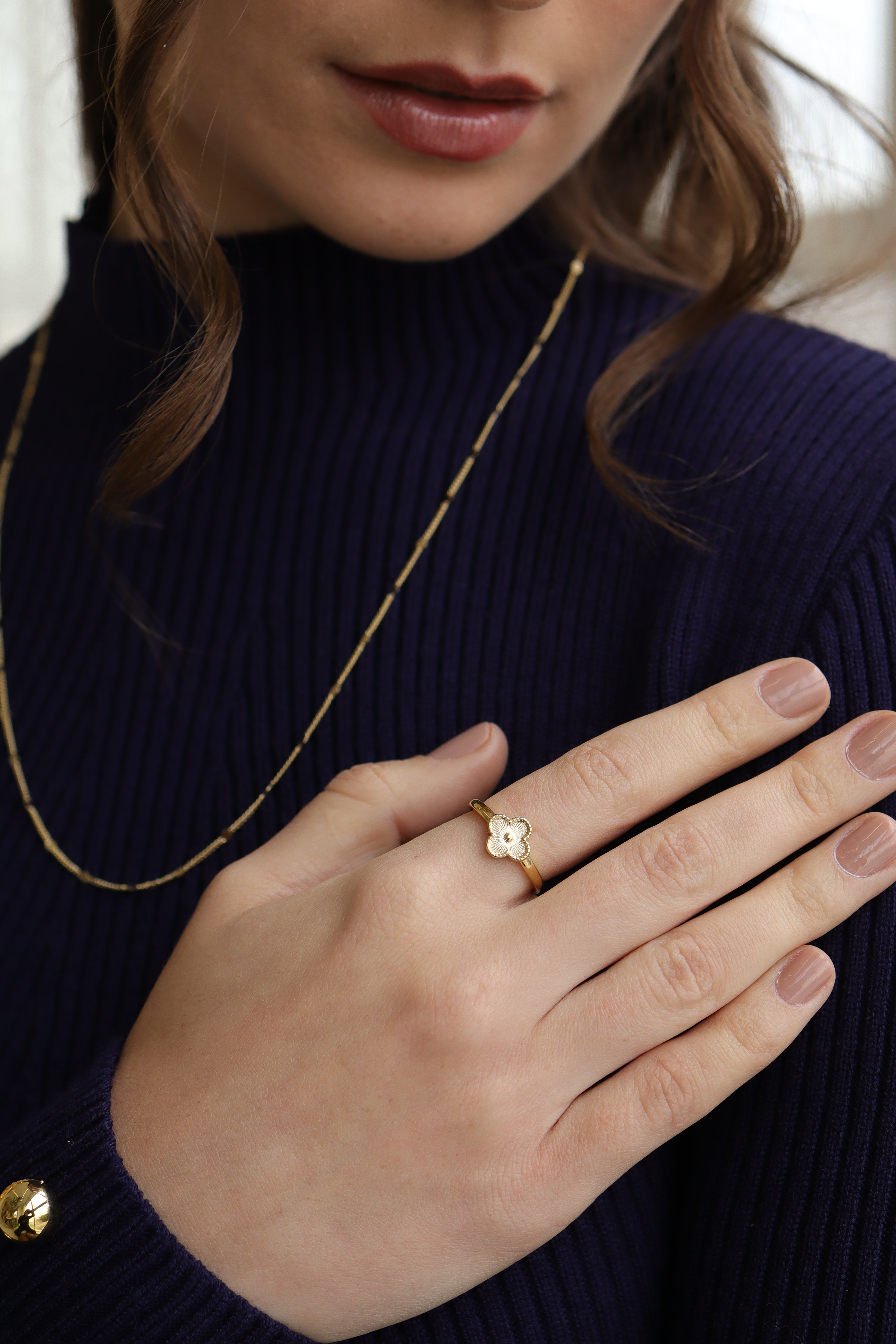 Anel Trevo Regulável Dourado