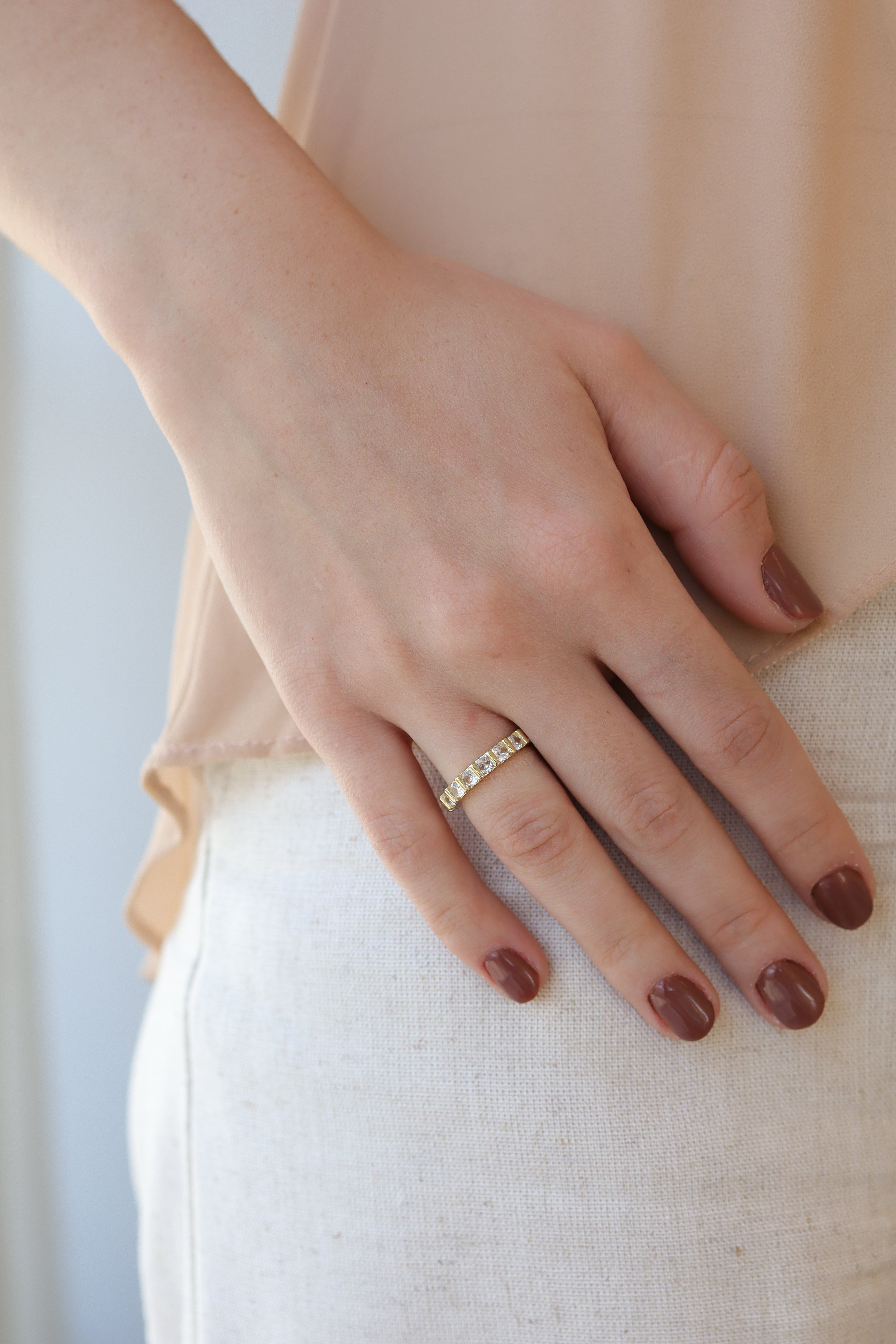 Anel Meia Aliança Zircônias