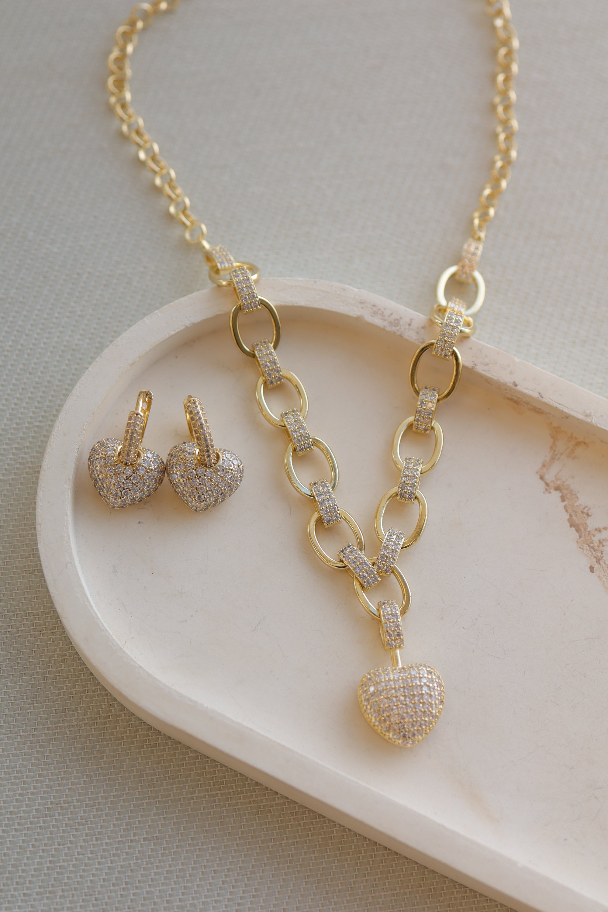 Conjunto Coração Cravejado Elos Dourado
