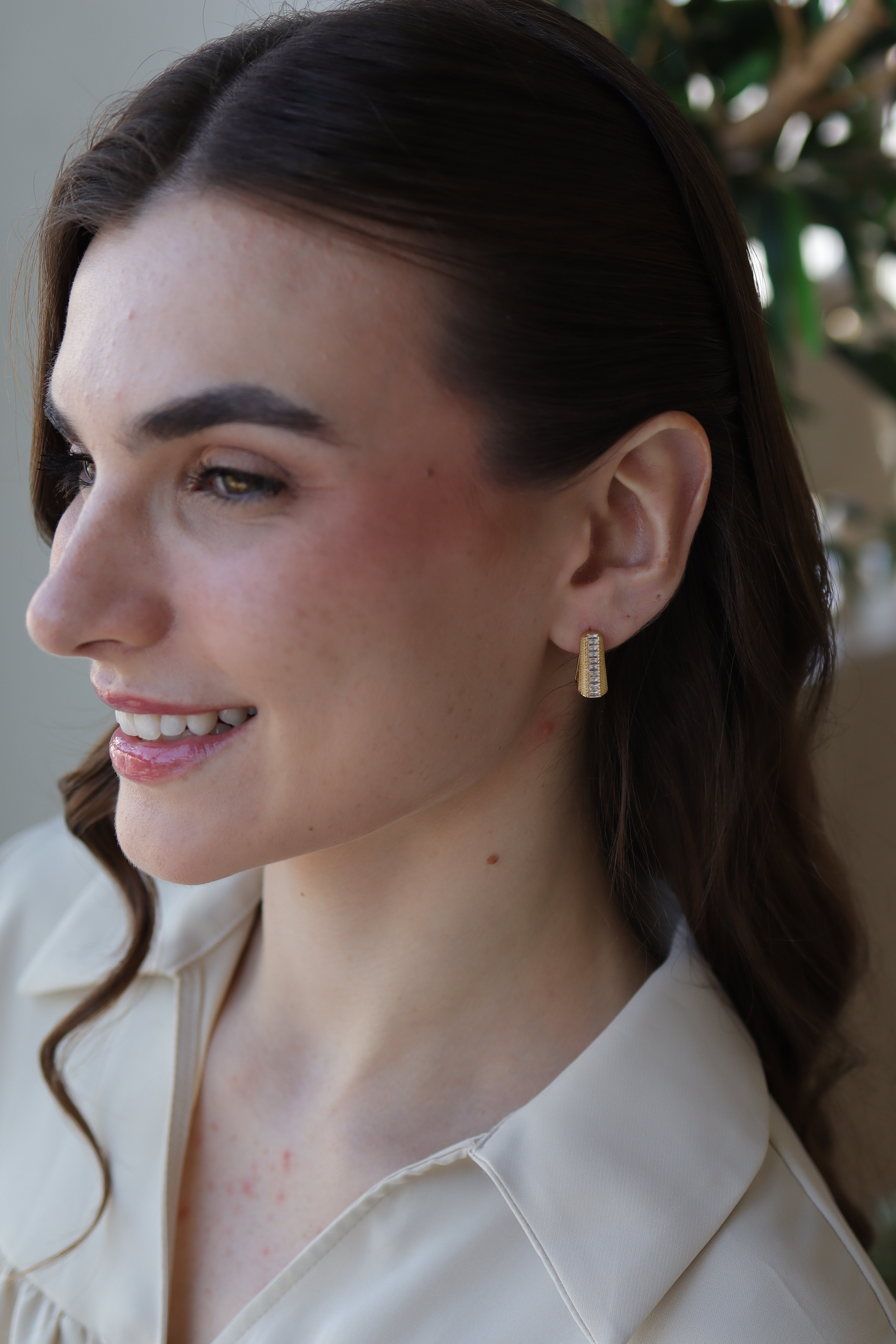 Brinco Argola Retângulo Cravejado