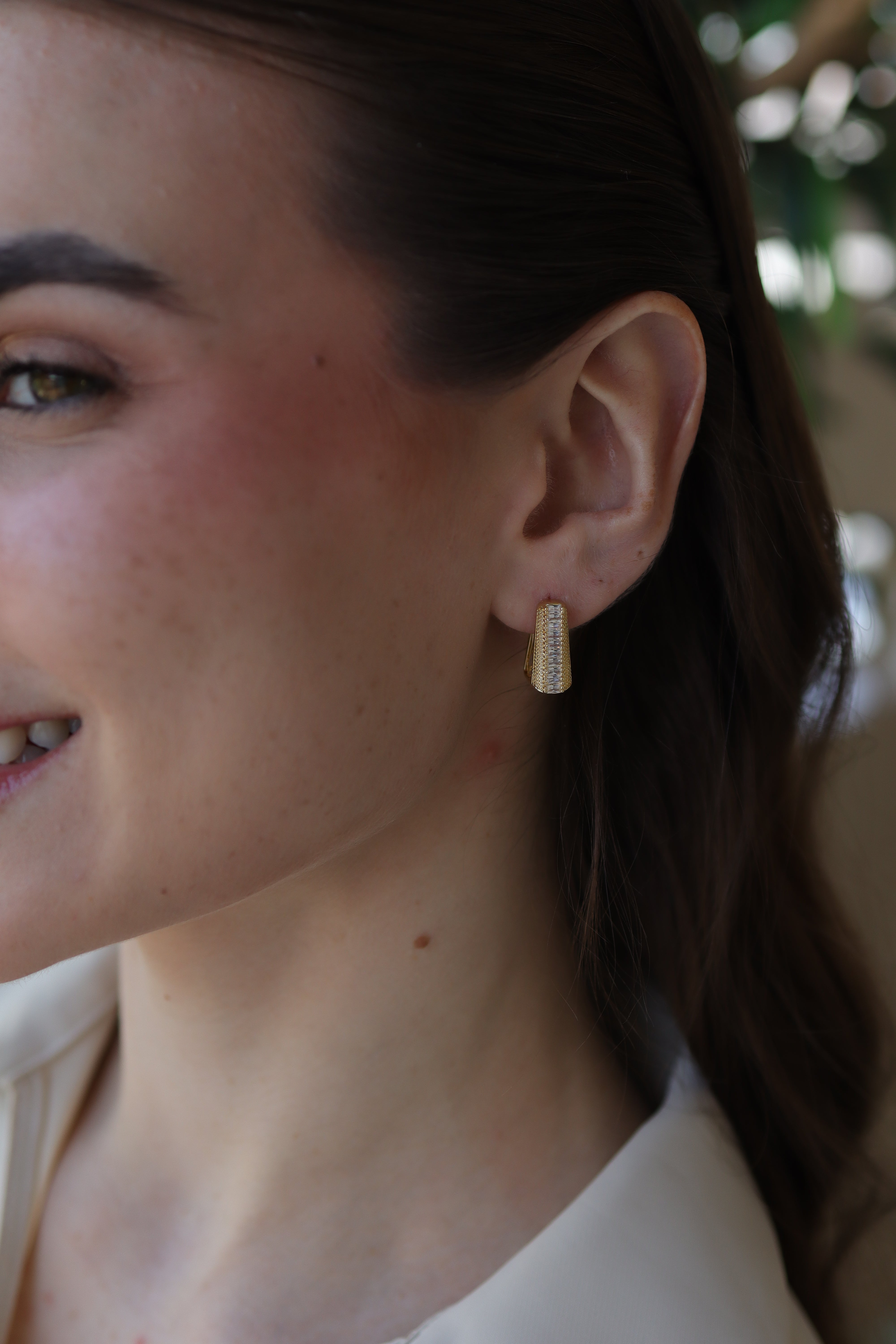 Brinco Argola Retângulo Cravejado