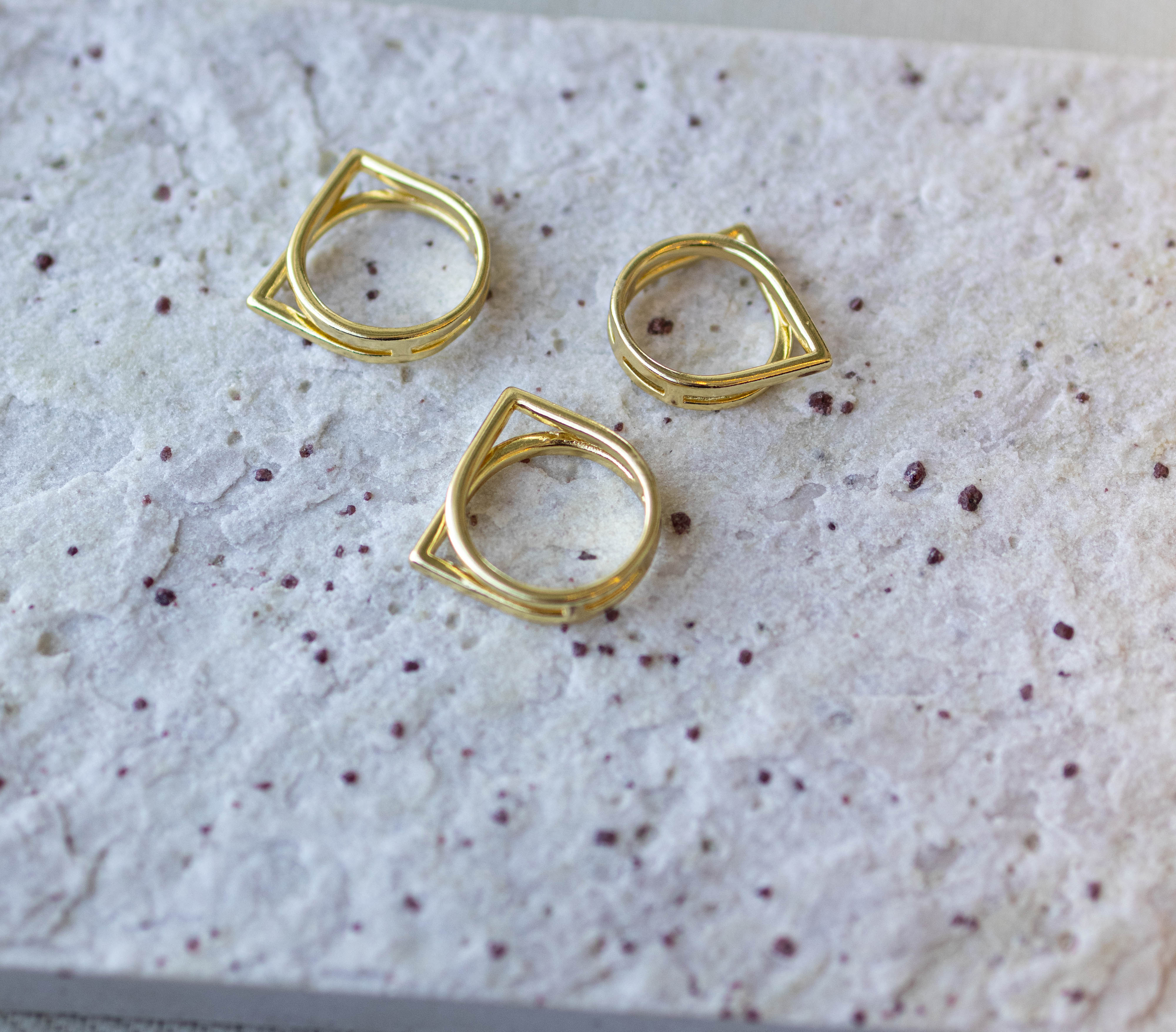 Anel Redondo e Quadrado Liso