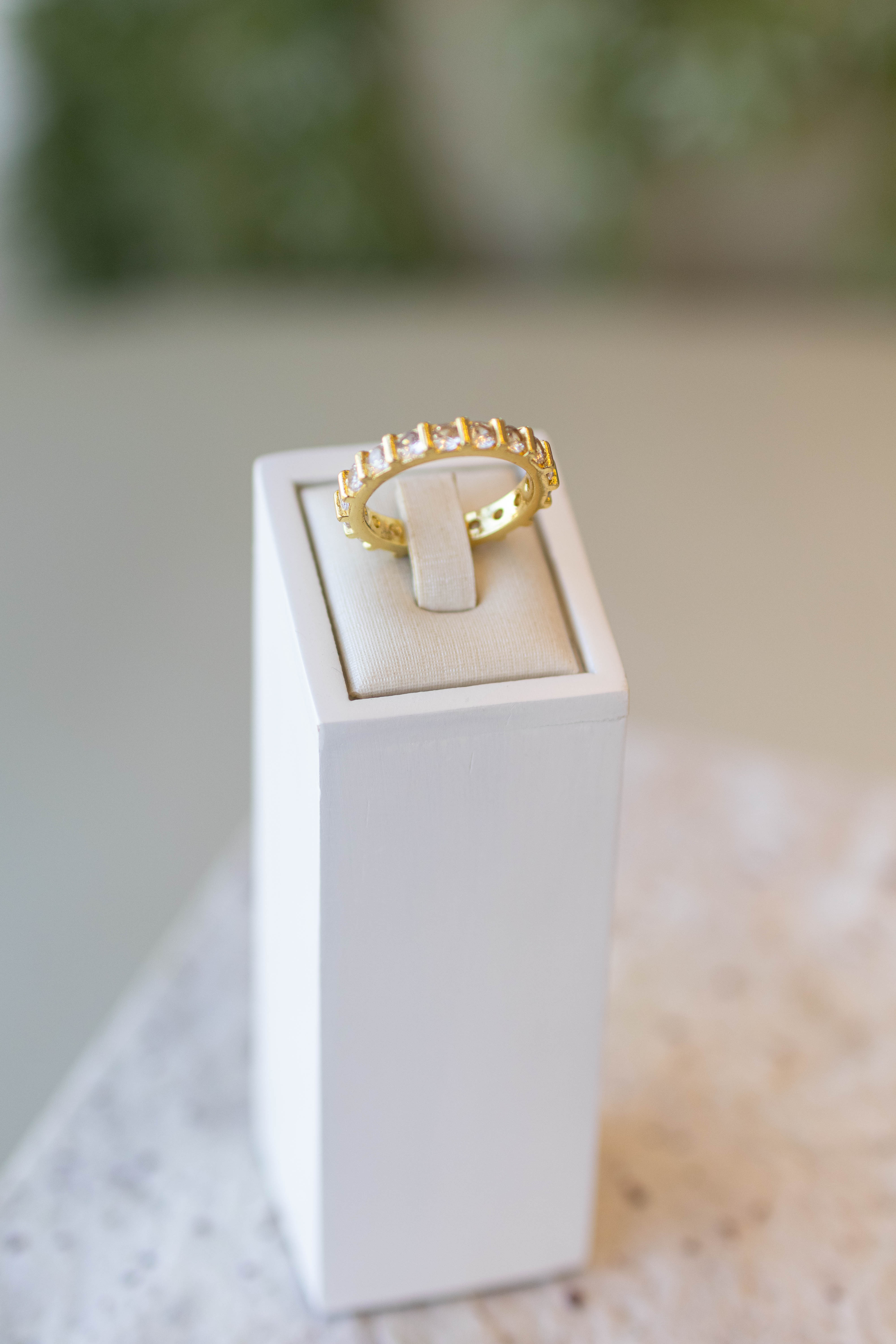 Anel Meia Aliança Zircônias