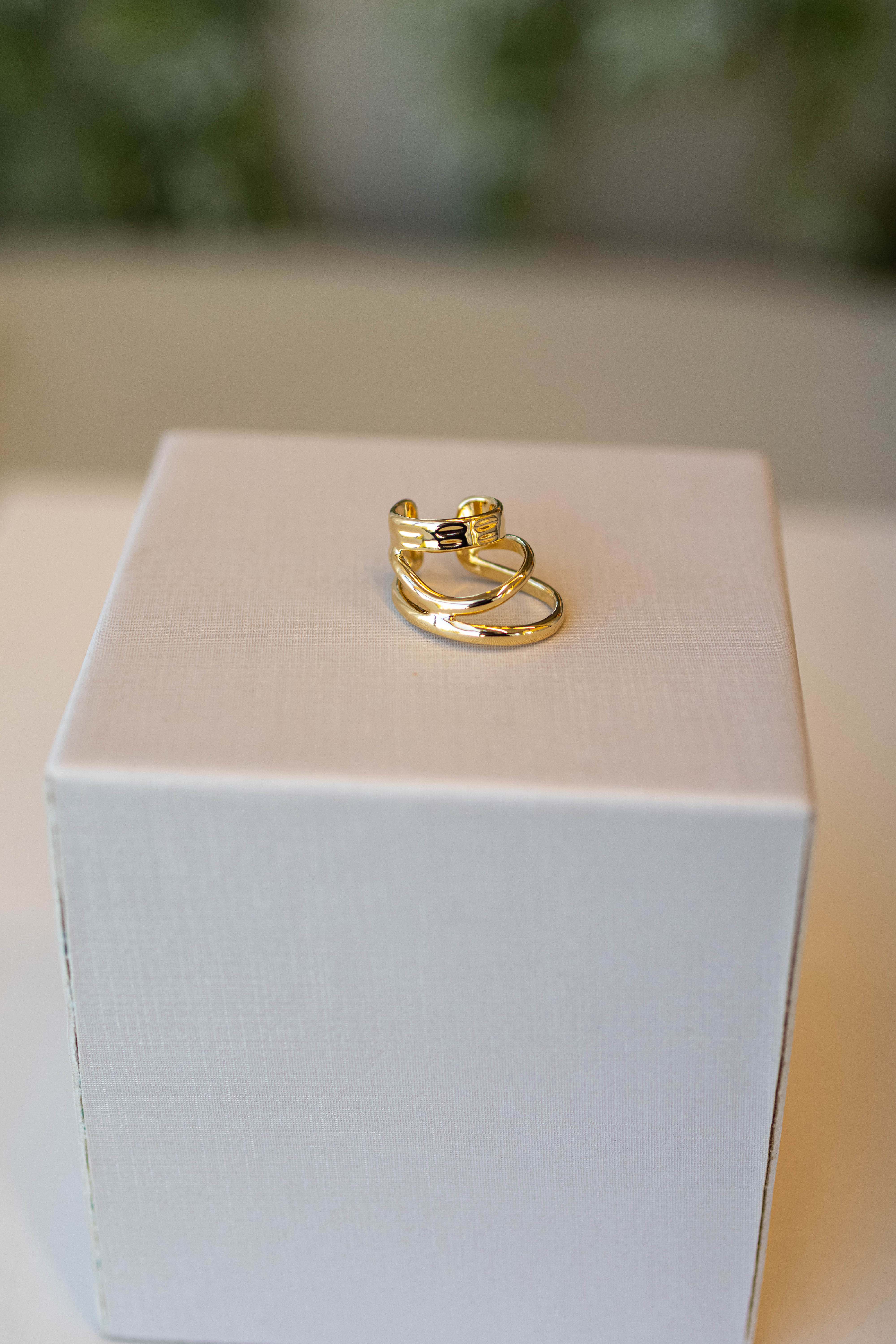 Piercing Três Aros Dourado