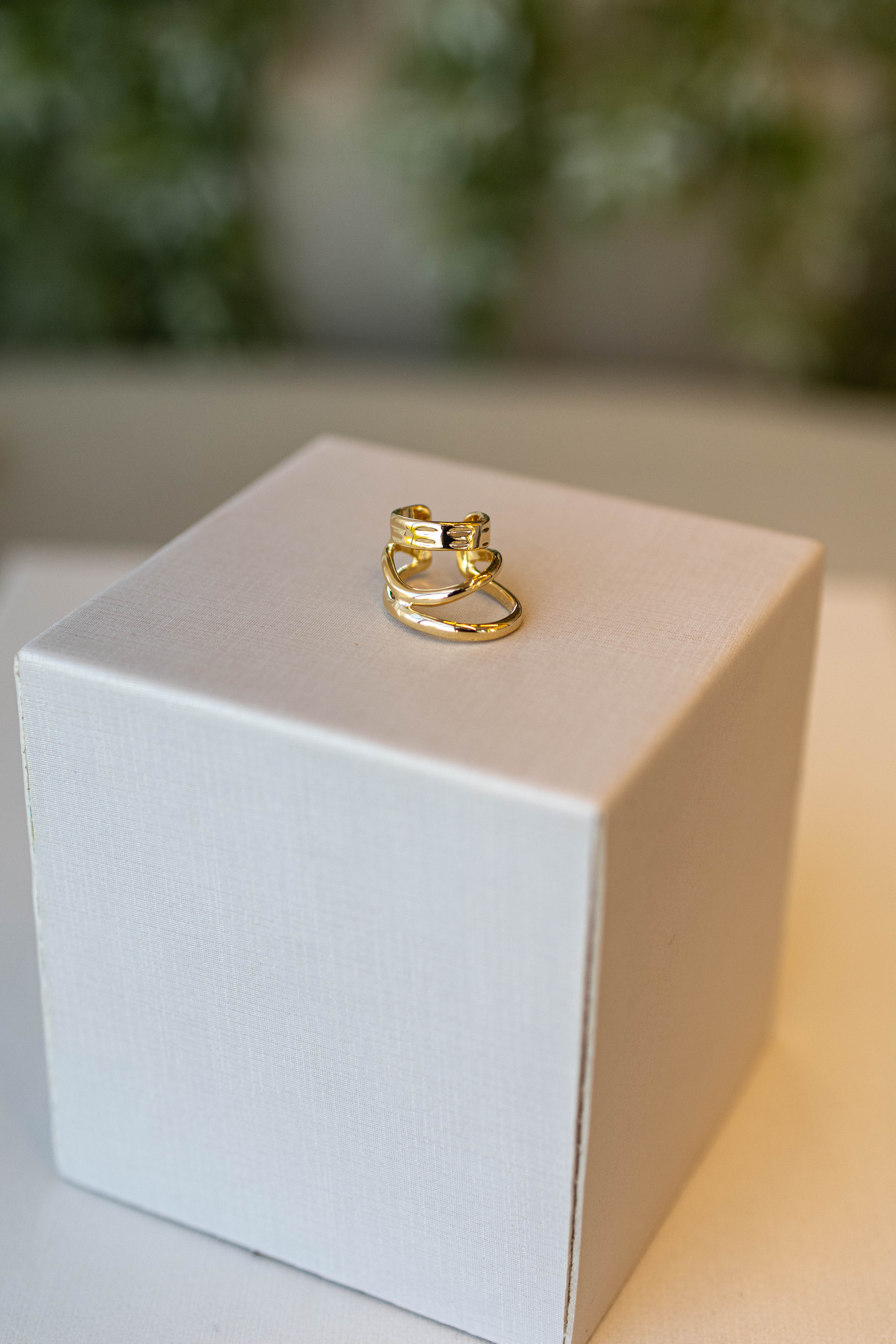 Piercing Três Aros Dourado