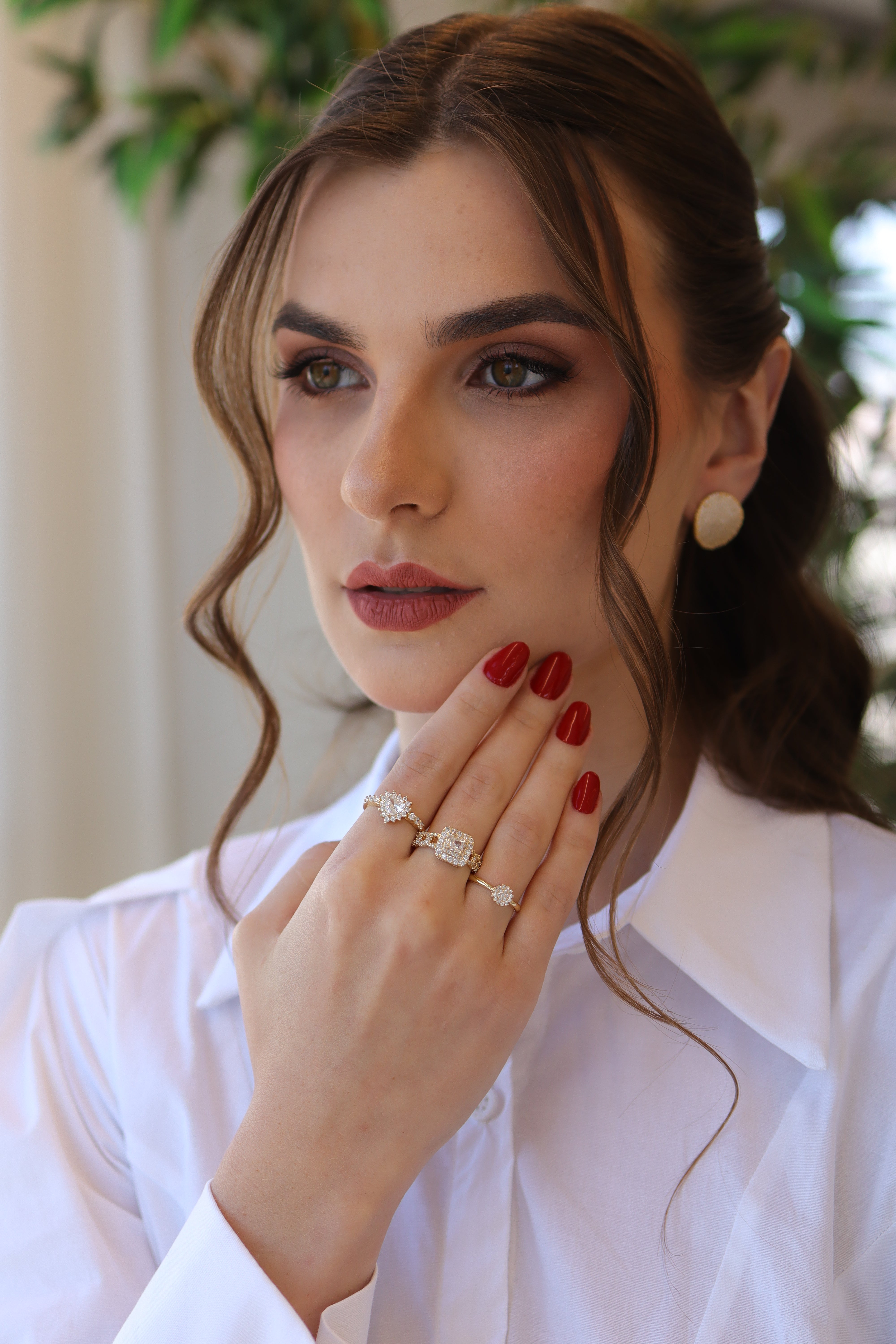 Anel Cravejado Quadrado