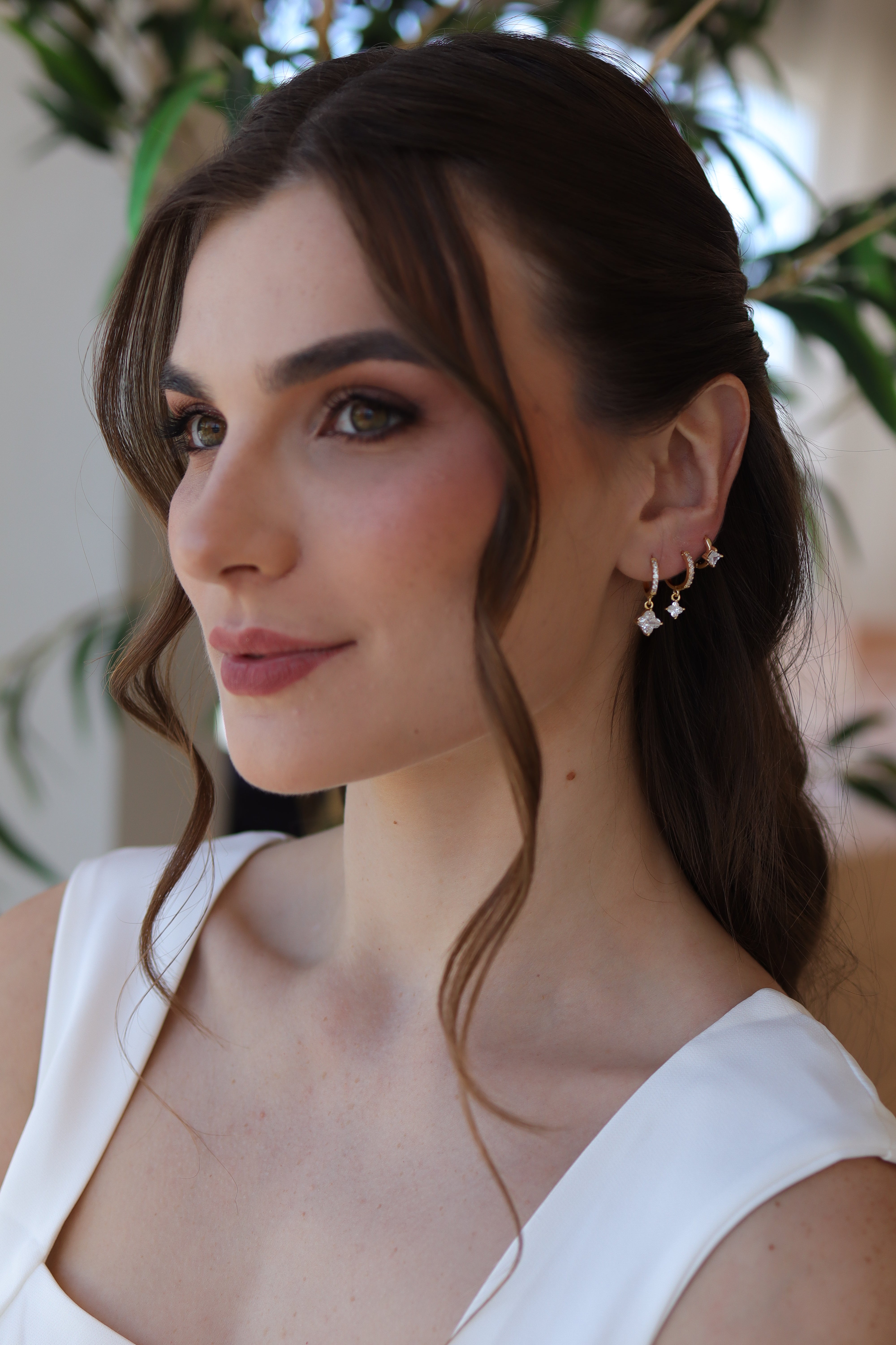 Brinco Trio Argolinhas Florzinhas Zircônia