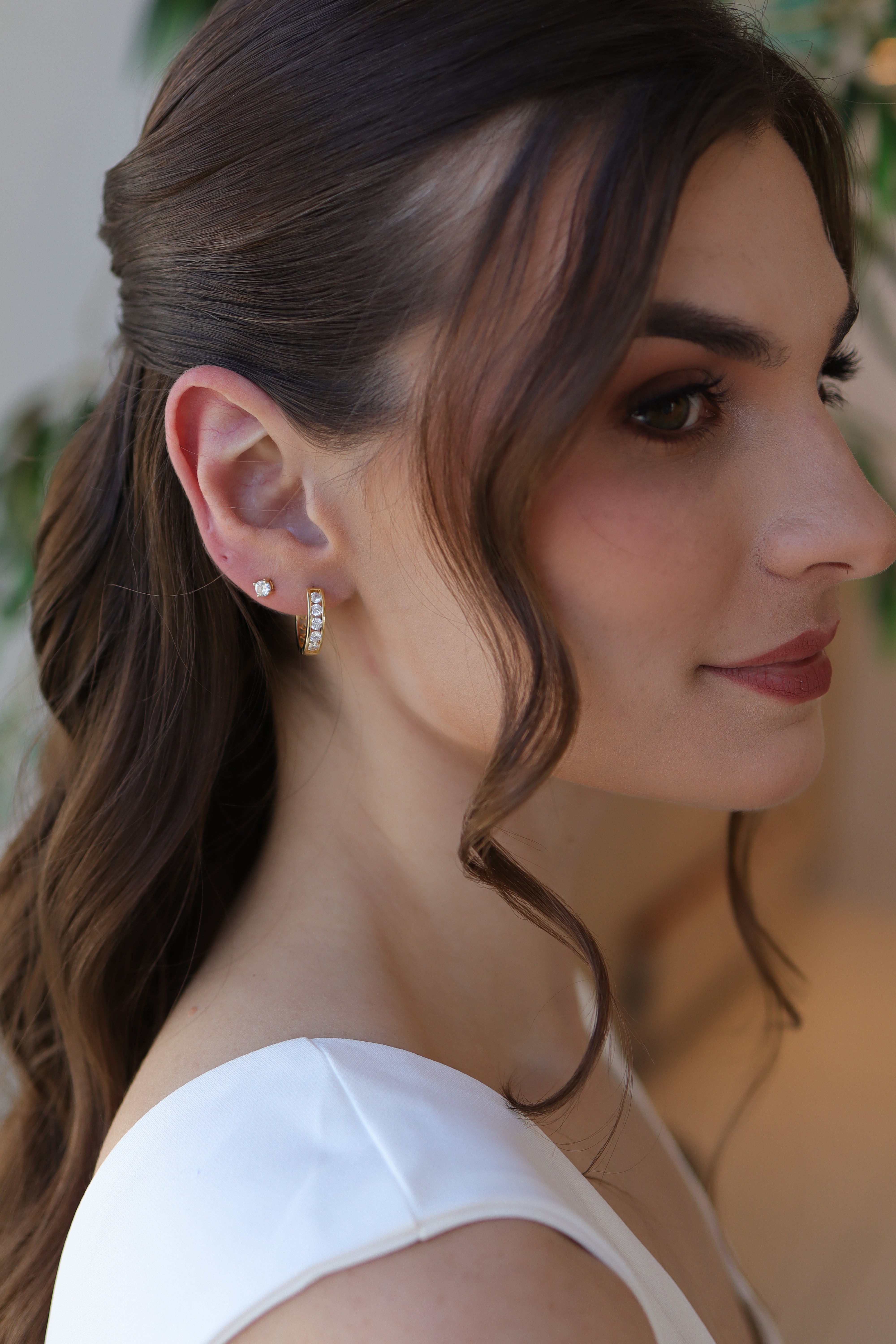 Brinco Argola Zircônias Suspensas