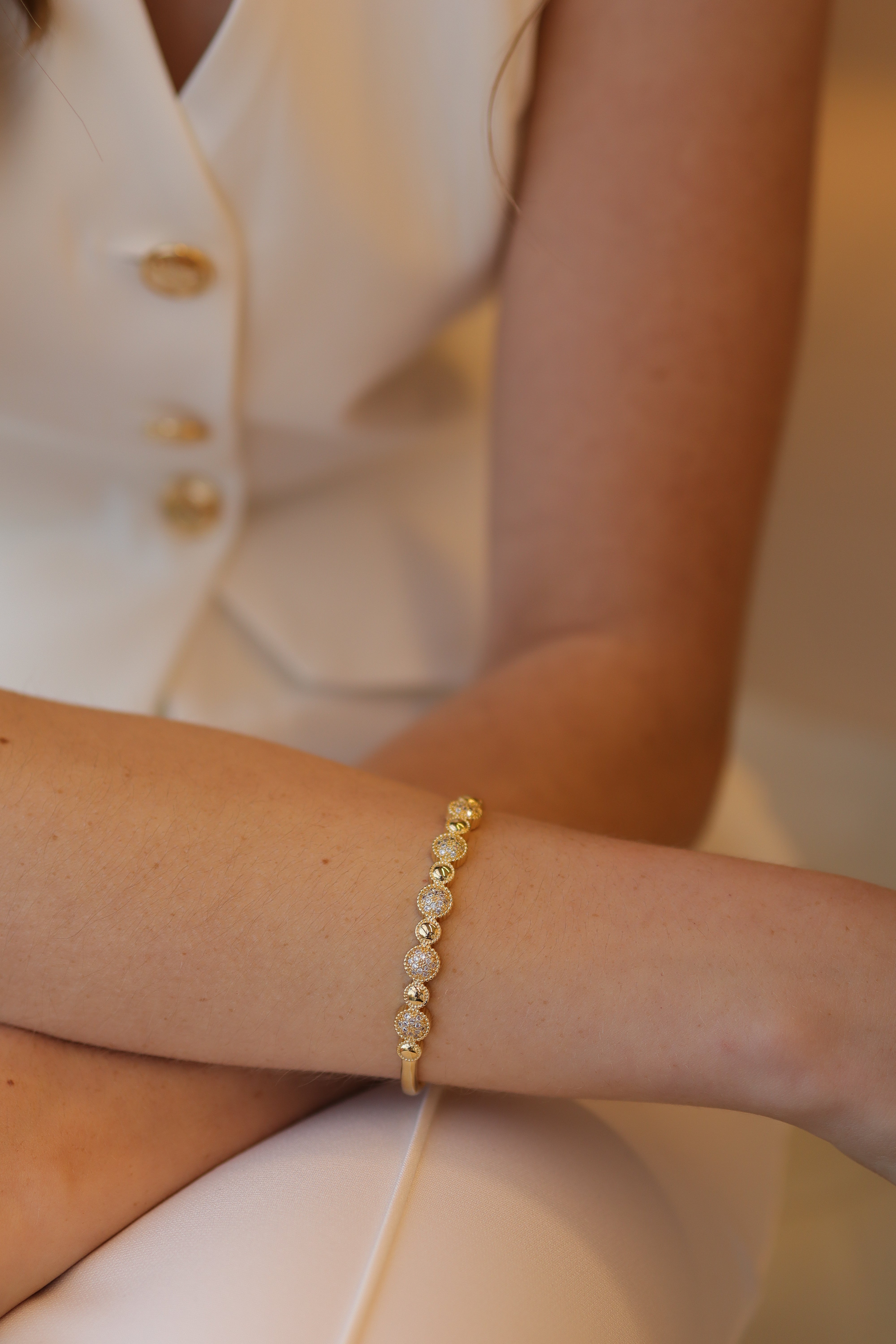 Bracelete Florzinha Trabalhado